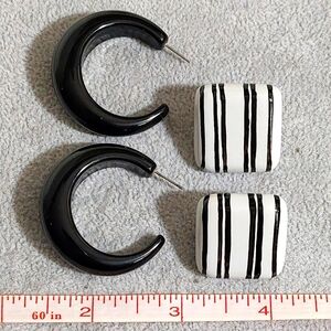 Vintage 80s earrings black and white